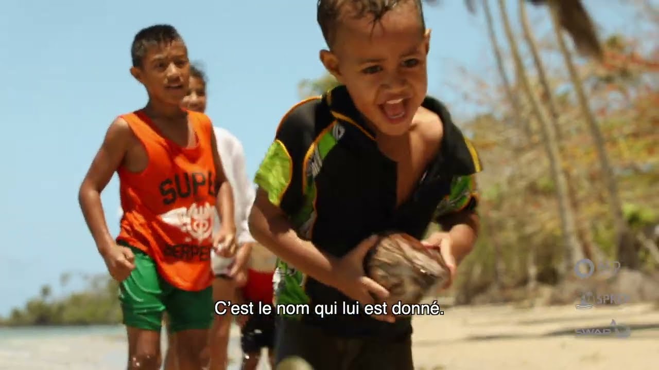 /plastic-paradise-longue-video.jpg